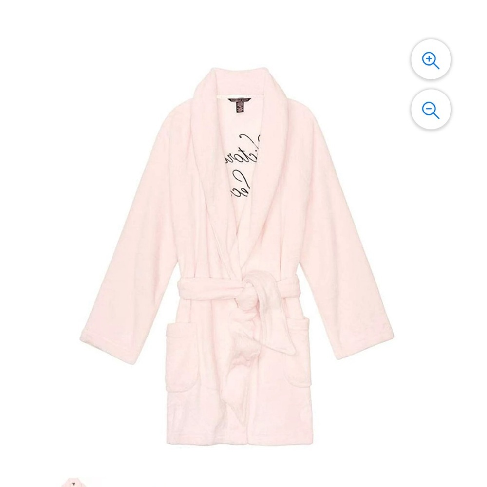 Victoria’s Secret cozy plush robe